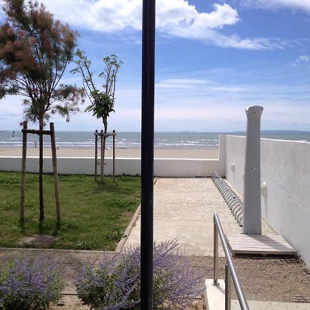 Les Plages Du Grand Vallen - Residence Chateau Leenhardt Льо Гро-дю-Роа Екстериор снимка